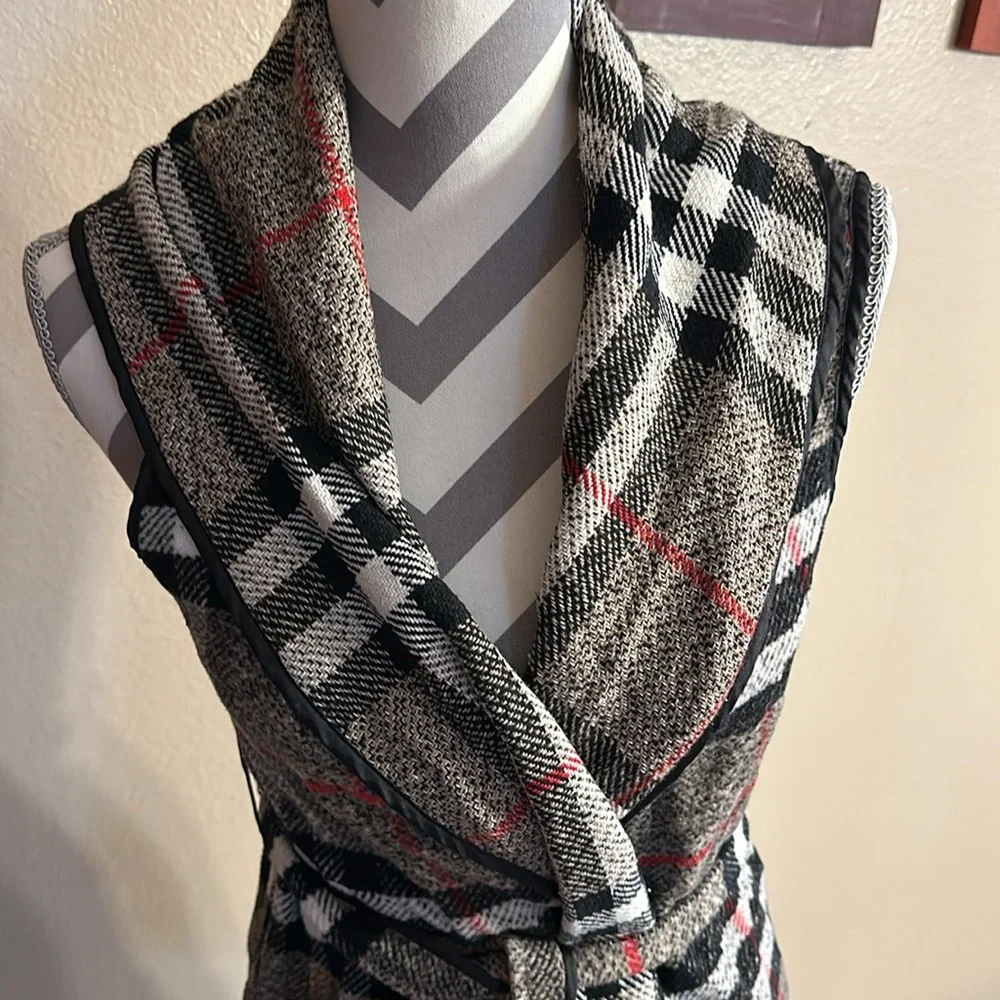Women’s Uno core vest size small - Picture 2 of 6